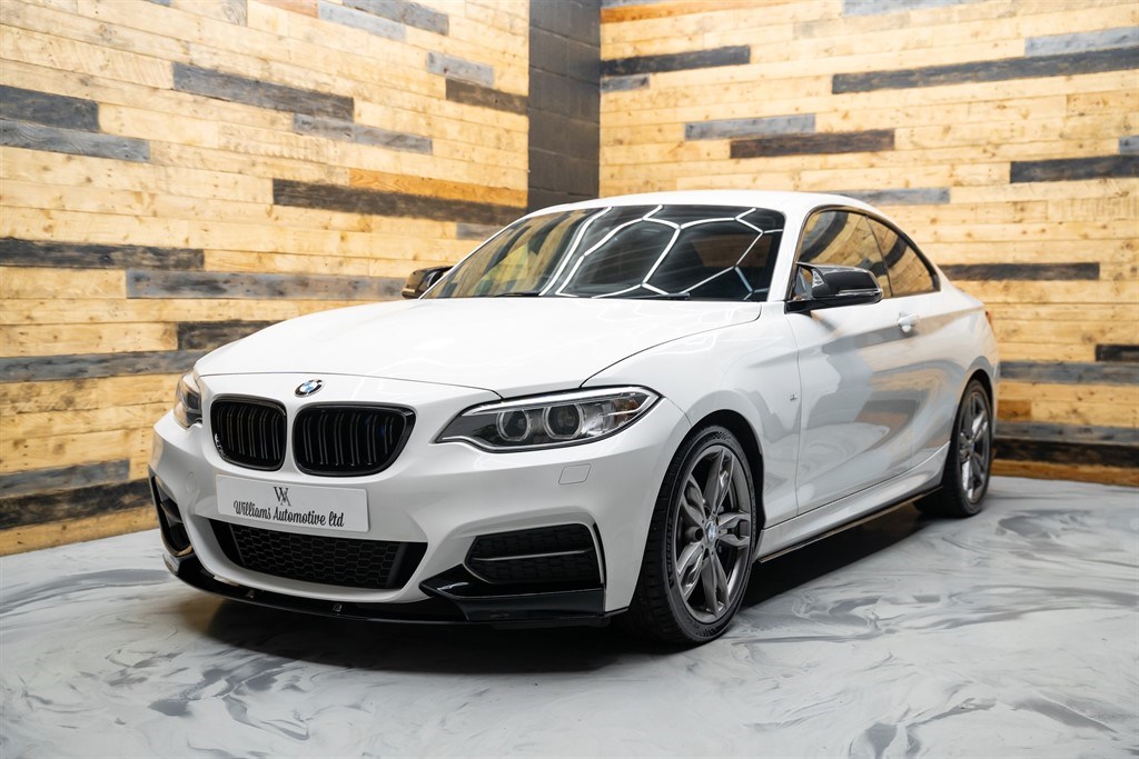 BMW  Listing Image