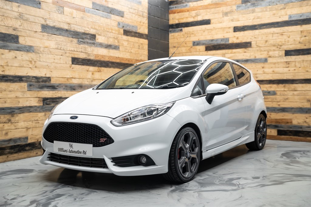 Ford Fiesta Listing Image