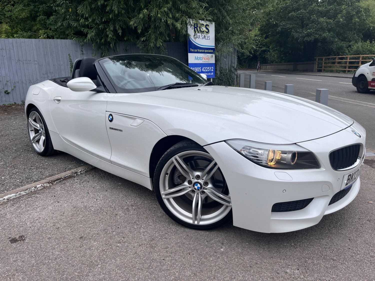 BMW Z4 Listing Image