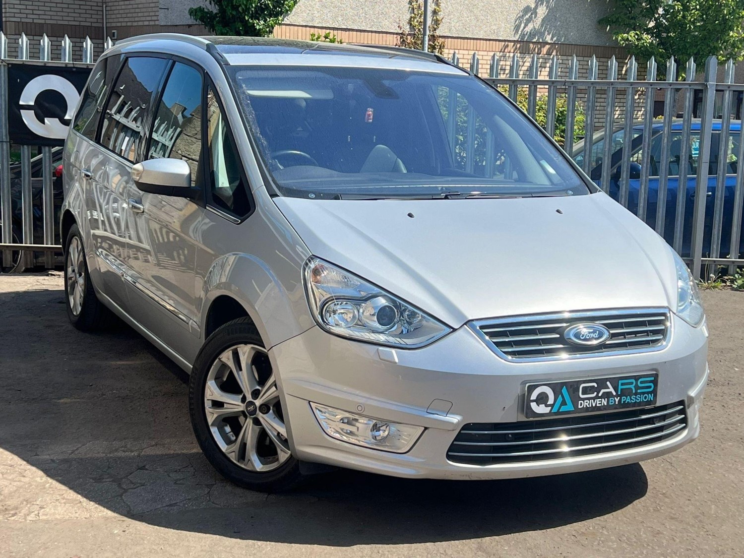 Ford Galaxy Listing Image