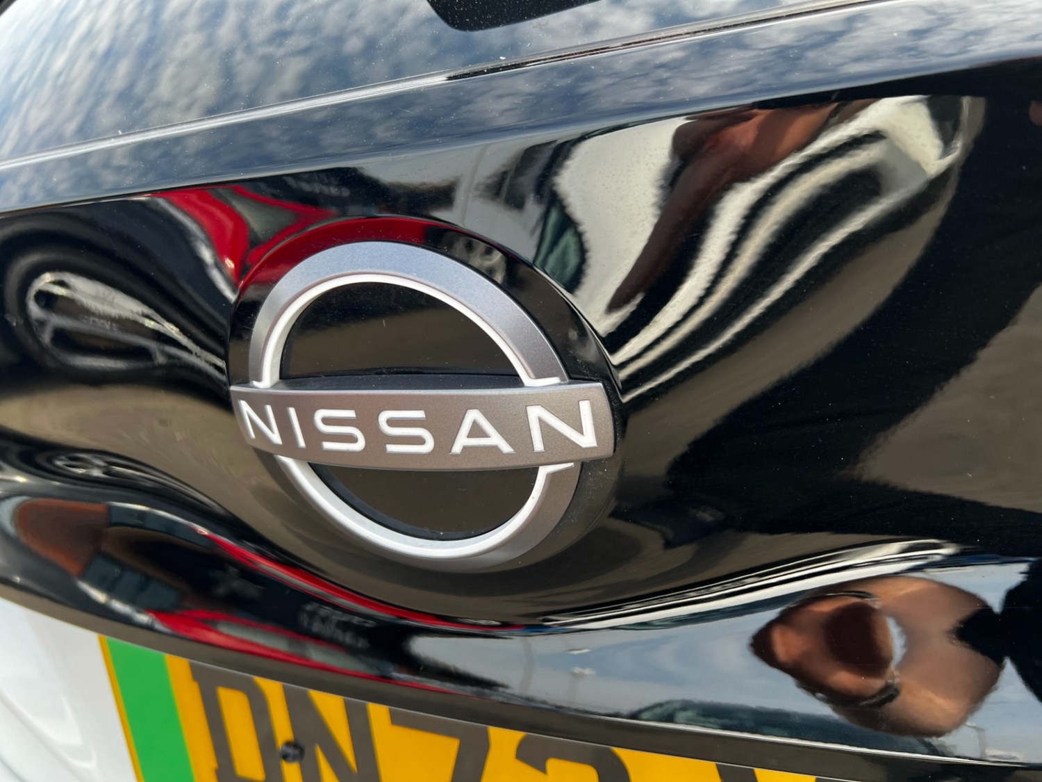 Nissan Leaf Listing Image