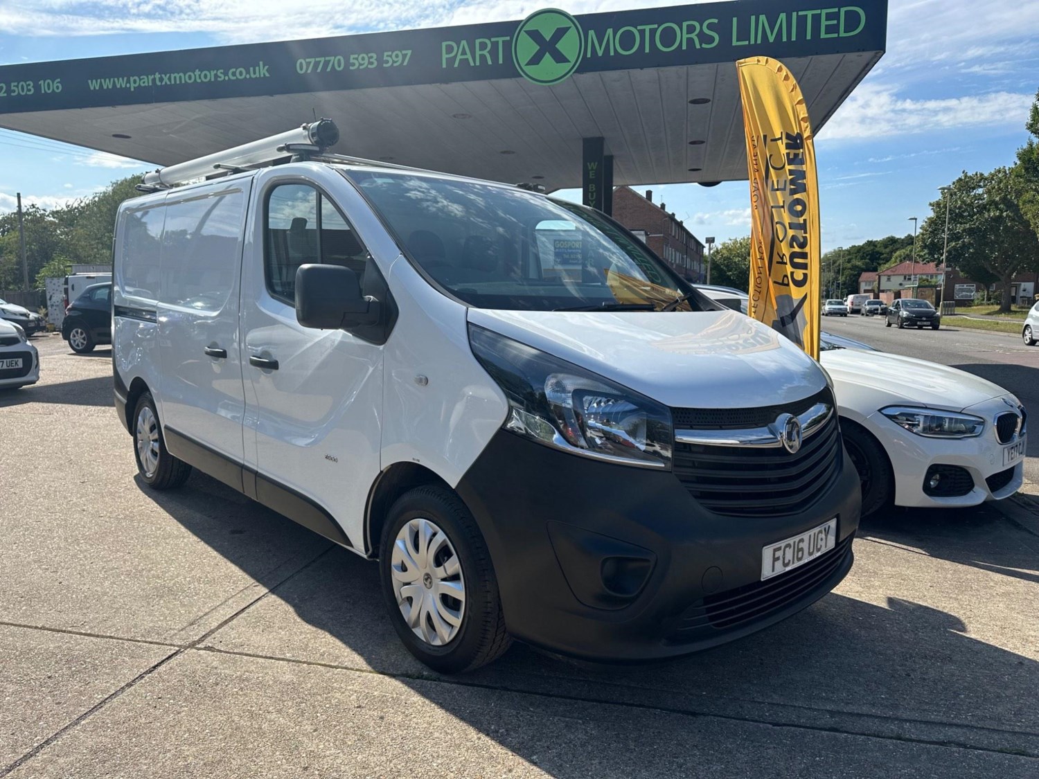 Vauxhall Vivaro Listing Image