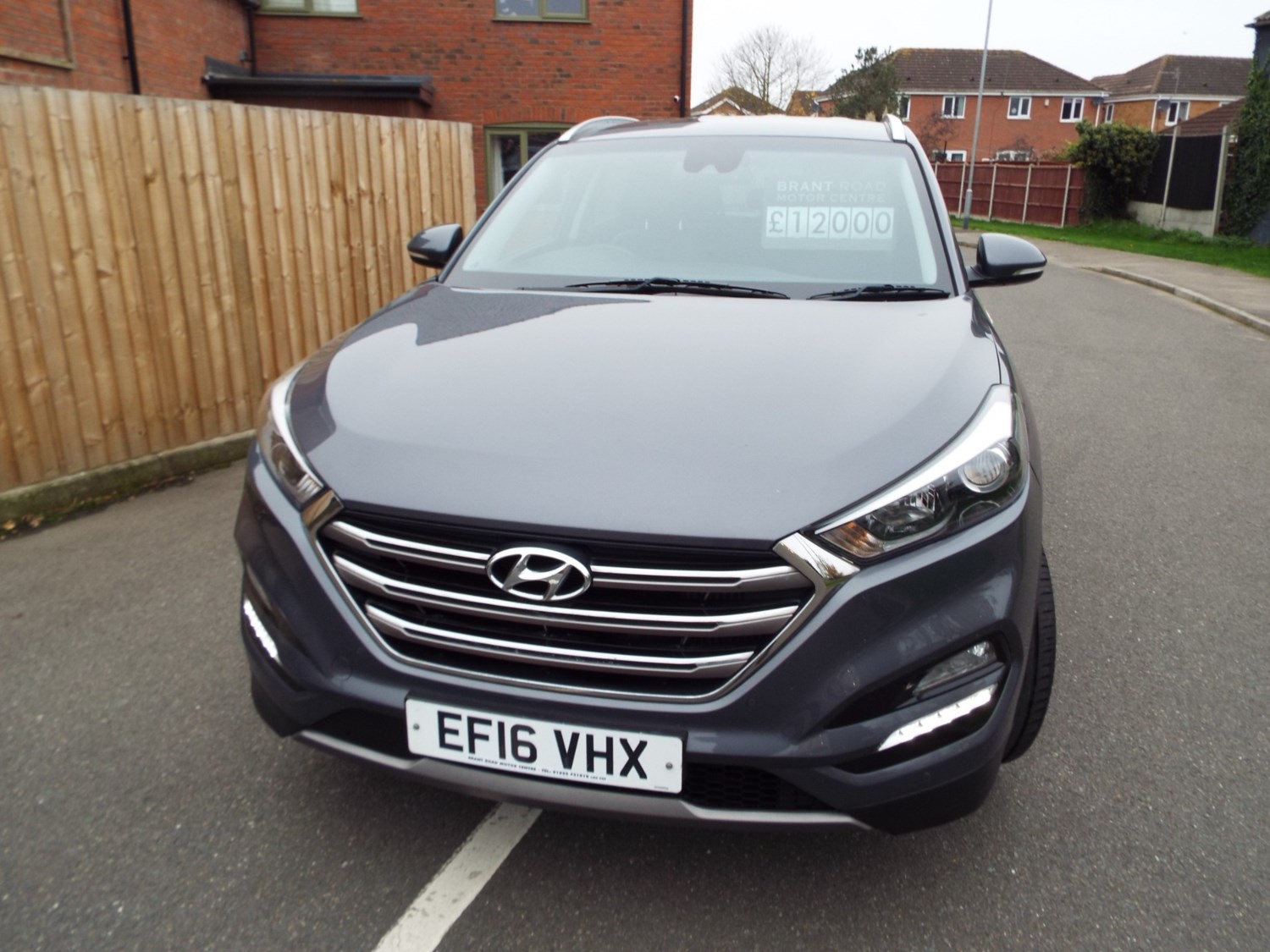 Hyundai TUCSON Listing Image