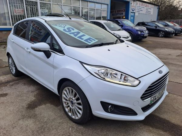 2013 (13) Ford Fiesta 1.0 EcoBoost 125 Titanium 5dr For Sale In Chesterfield, Derbyshire