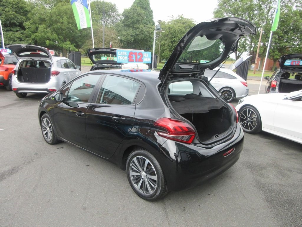 Peugeot 208 Listing Image