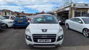 2013 13 Peugeot 3008 2.0 e-HDi Diesel Hybrid4 SR Automatic 5-Door From £4,995 + Retail Package 5 Doors HATCHBACK