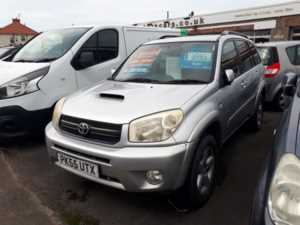 2005 55 Toyota Rav 4 2.0 D-4D Diesel XT-R 5-Door From £3,195 + Retail Package 5 Doors ESTATE