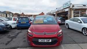 2015 65 Citroen C4 Picasso VTR+ 1.6 BlueHDi Diesel Automatic 5-Door From £7,695 + Retail Package 5 Doors MPV