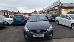 2012 12 Kia Ceed '3' Estate 1.6 CRDi Diesel Automatic From £3,895 + Retail Package 5 Doors ESTATE