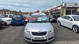 2008 08 Skoda Roomster '2' 1.6 Automatic 5-Door From £3,895 + Retail Package 5 Doors MPV