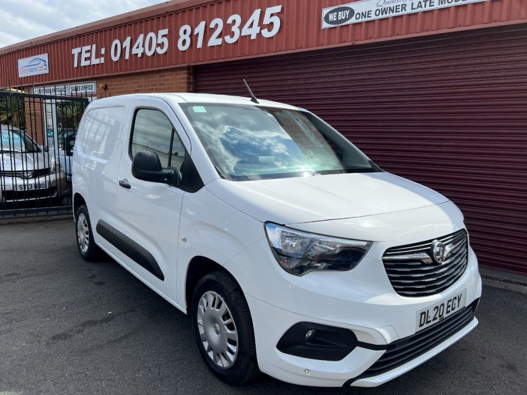 Vauxhall Combo Listing Image