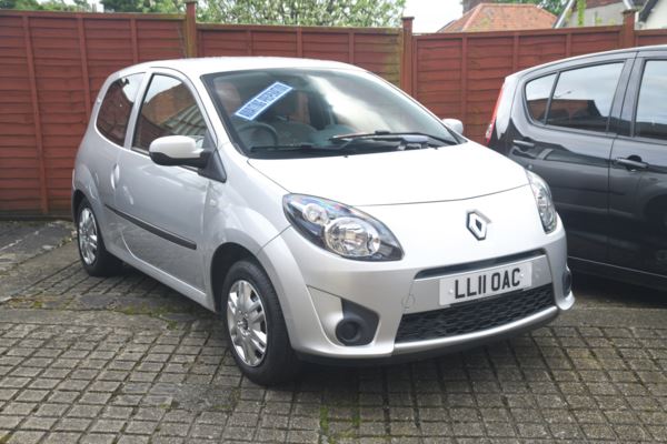2011 (11) Renault Twingo 1.2 16V Bizu 3dr £35 TAX ONLY 46K TWO OWNERS For Sale In Nottingham, Nottinghamshire