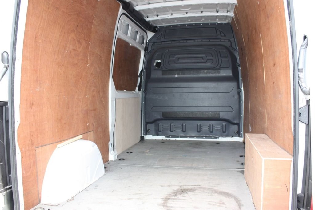 Mercedes-Benz Sprinter Listing Image