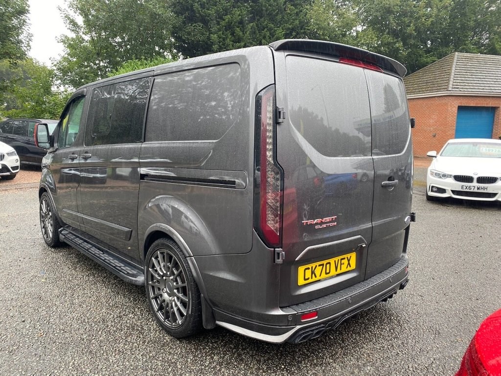 Ford Transit Custom Listing Image